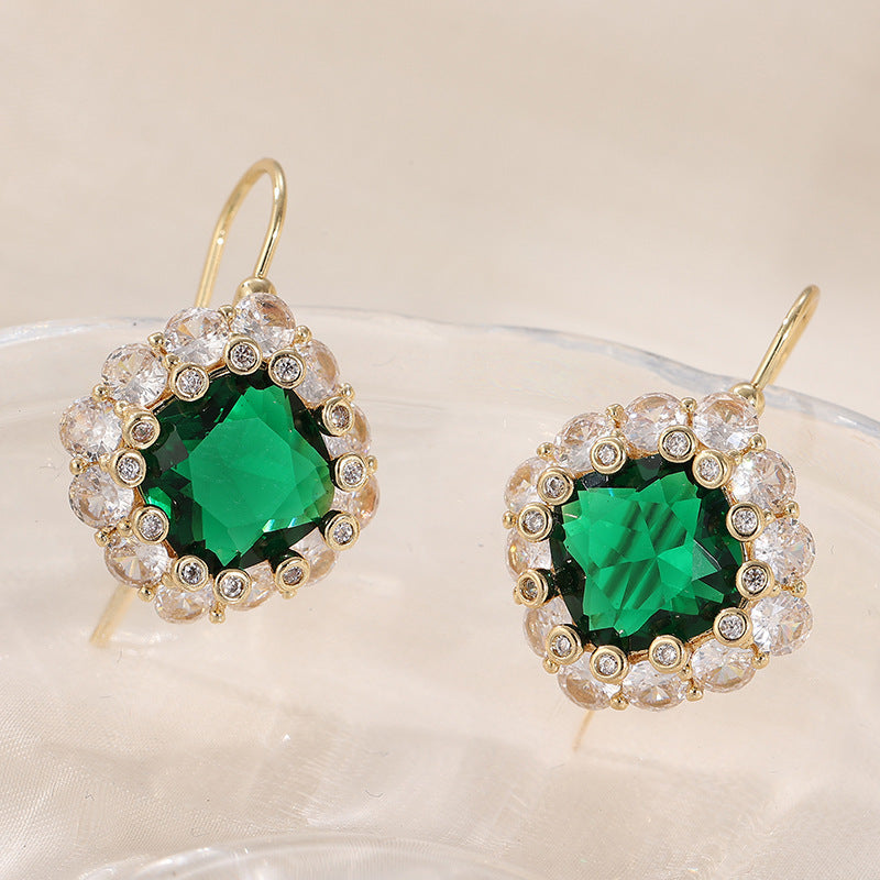Elegant Green Oval Crystal Drop Earrings Gold Tone Brass Women Wedding Party Fashion Jewelry Sparkling