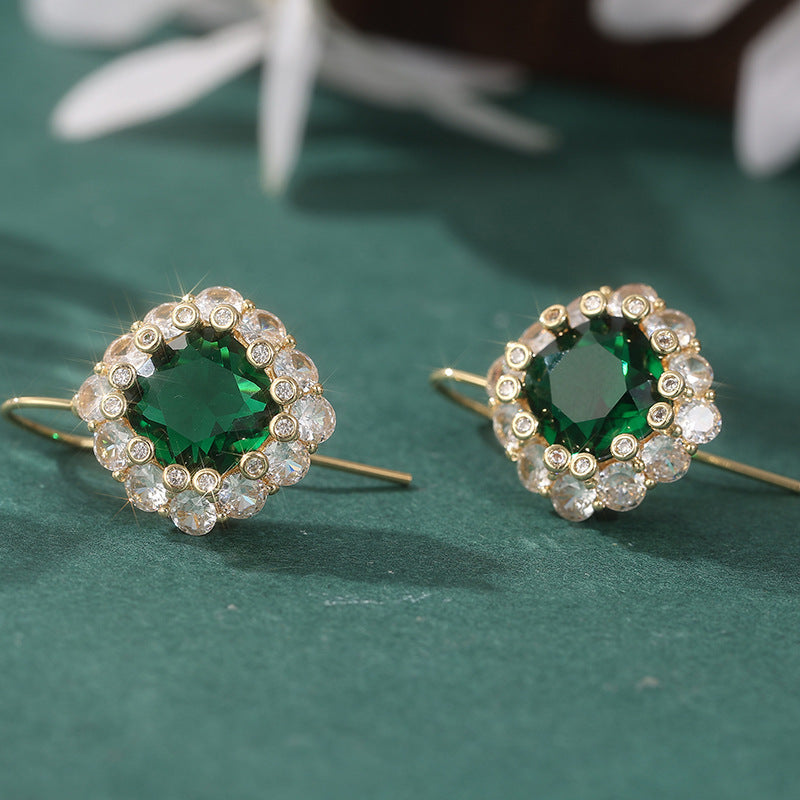 Elegant Green Oval Crystal Drop Earrings Gold Tone Brass Women Wedding Party Fashion Jewelry Sparkling