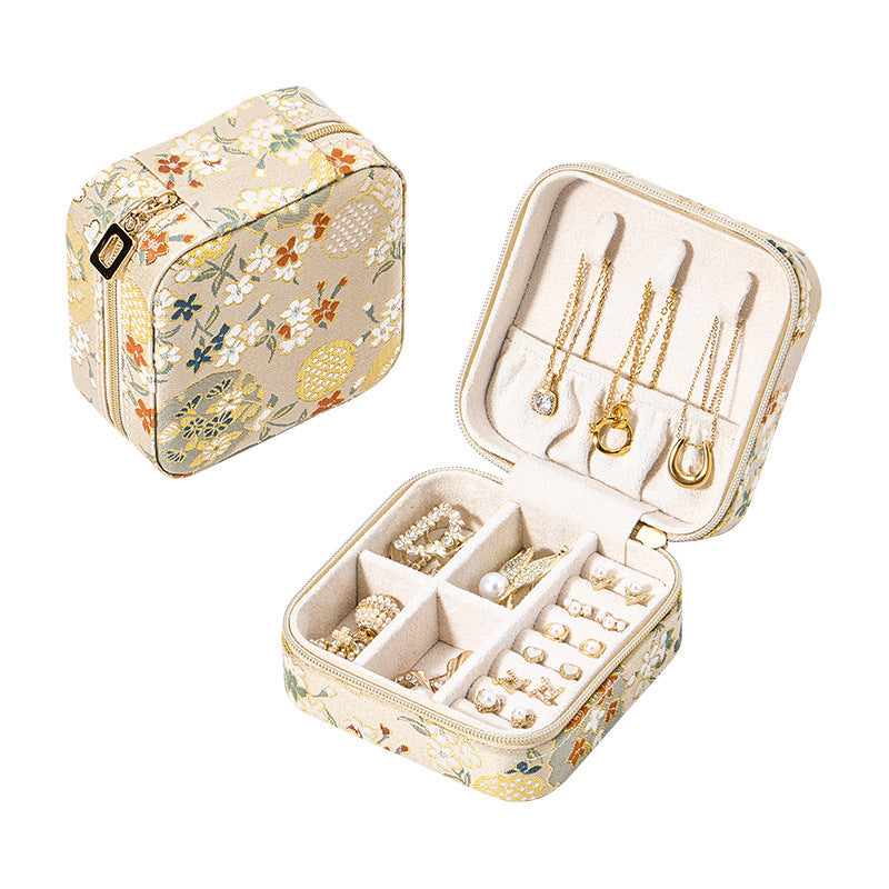 Portable Compact Travel Ring And Jewelry Organizer